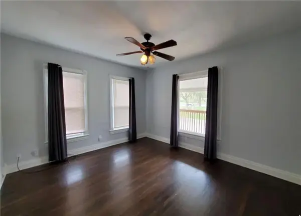 2727 Vine Street, Kansas City, MO 64109