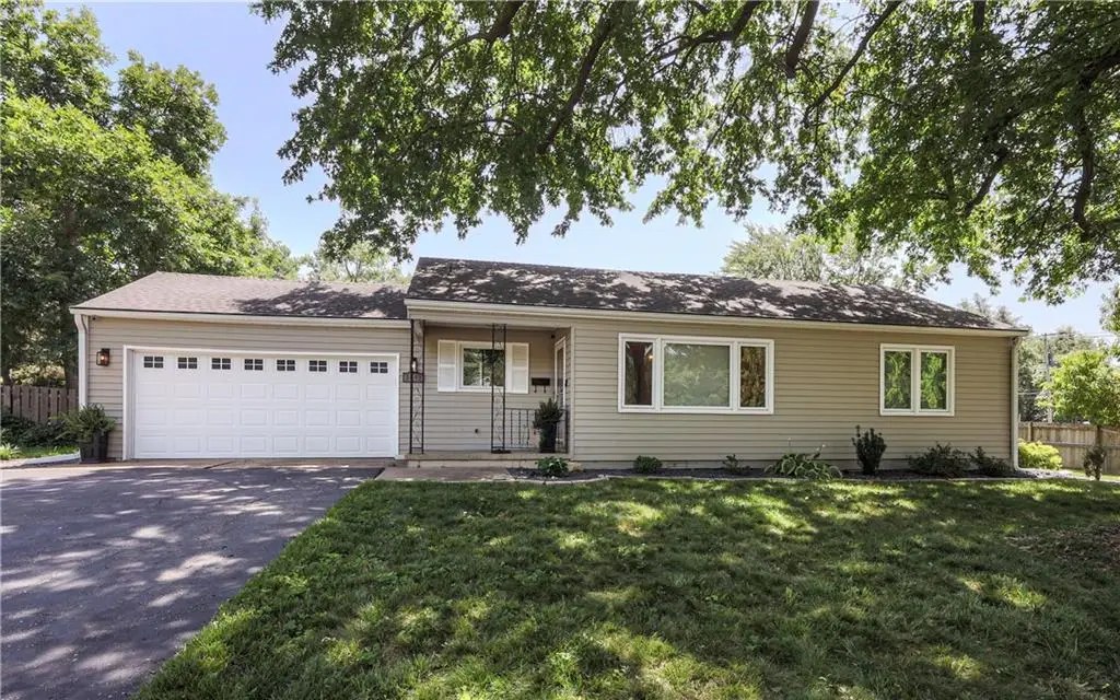 8643 Hadley Street, Overland Park, KS 66212 - #1