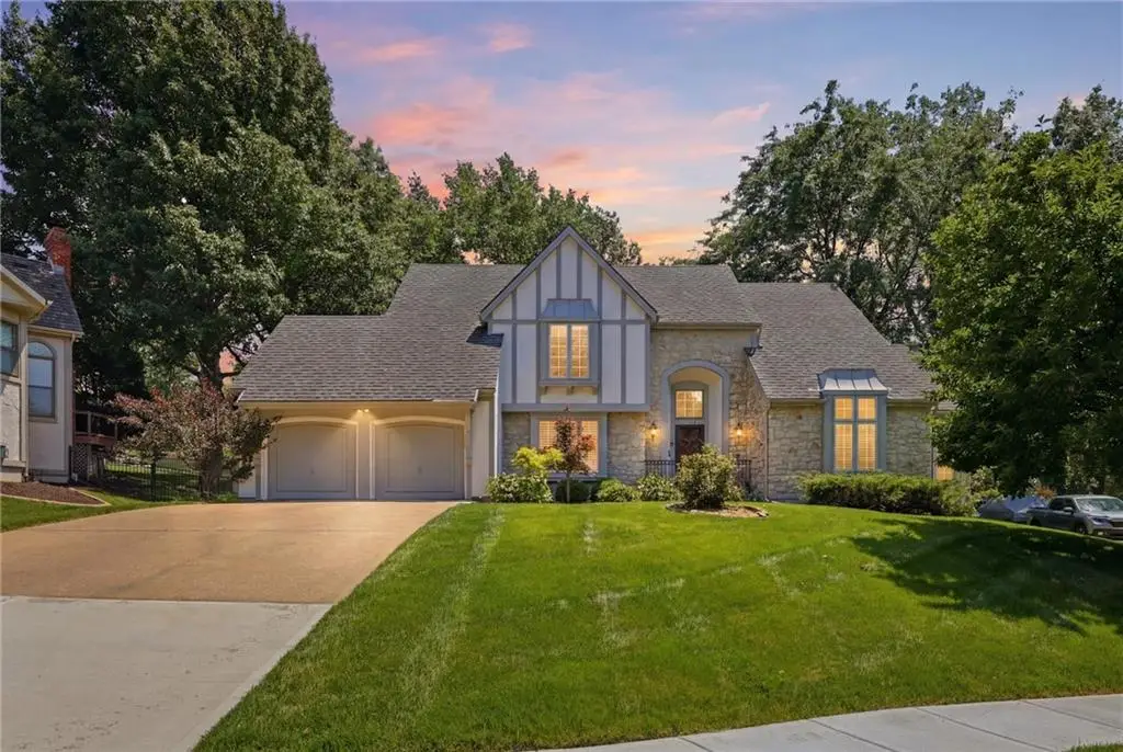 11107 W 122nd Street, Overland Park, KS 66213 - #1