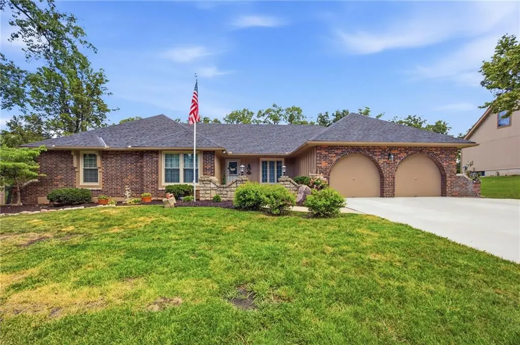 12338 Pinehurst Drive, Kansas City, KS 66109 - #1