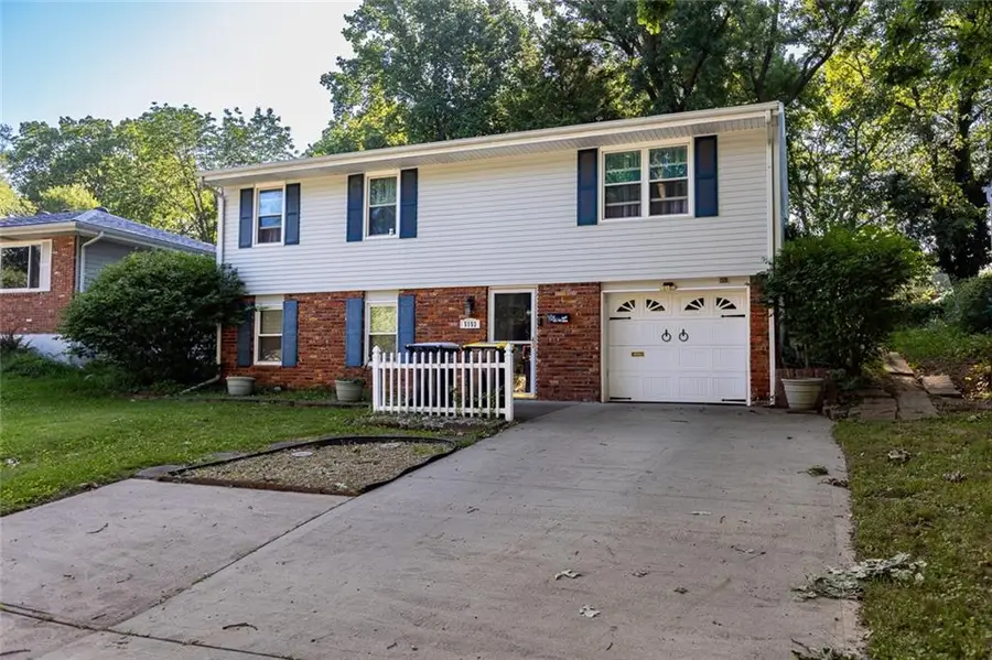 5153 N Palmer Avenue, Kansas City, MO 64119 - #2