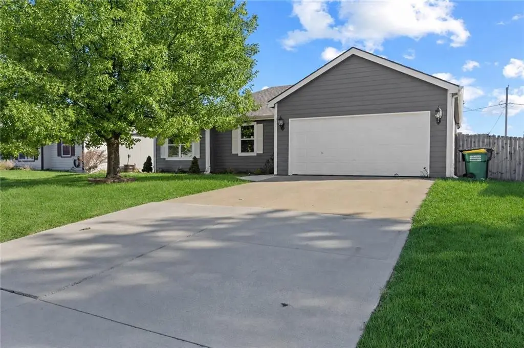 517 Shanandoah Drive, Edgerton, KS 66021 - #1