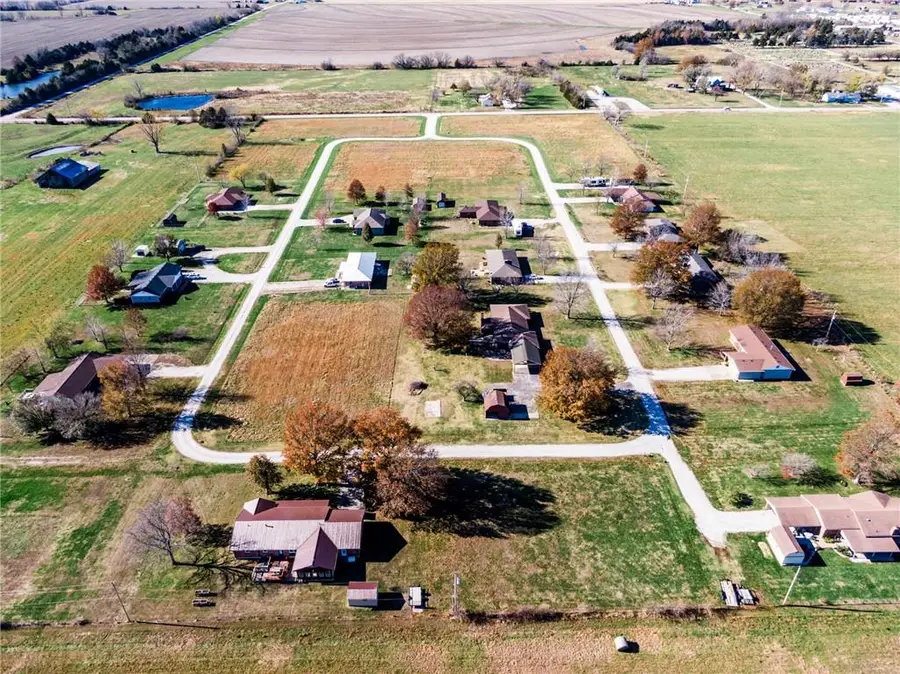 00027 E 975 Terrace, Pleasanton, KS 66075 - #2