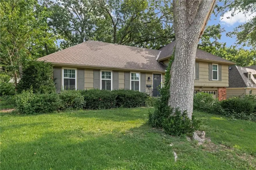 9108 W 106th Street, Overland Park, KS 66212 - #3