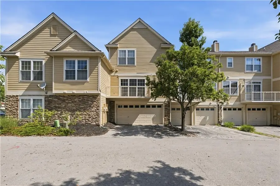 7619 W 158th Terrace, Overland Park, KS 66223 - #2