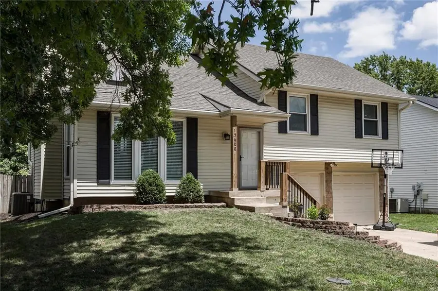 15608 W 126th Terrace, Olathe, KS 66062 - #2