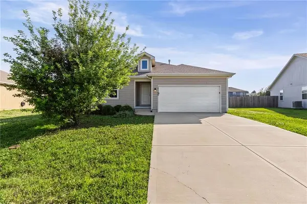 17168 S Pratt Street, Gardner, KS 66030