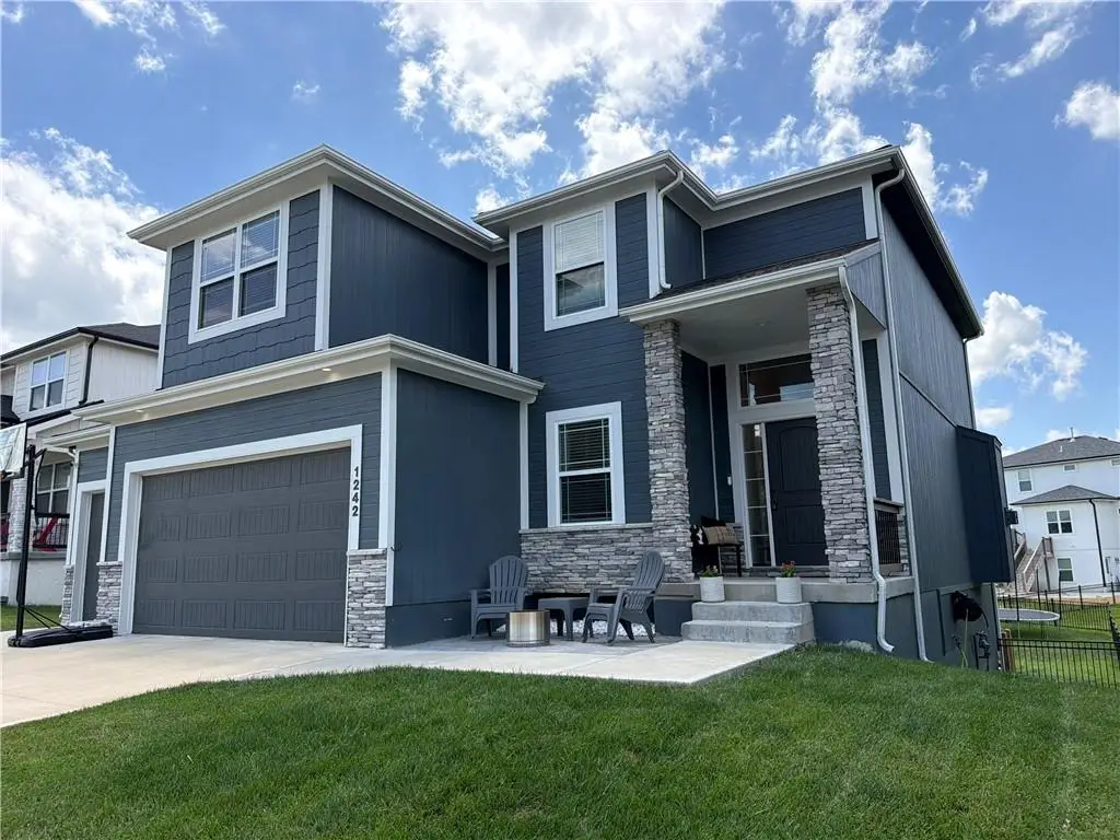 1242 Hillmann Lane, Warrensburg, MO 64093 - #1