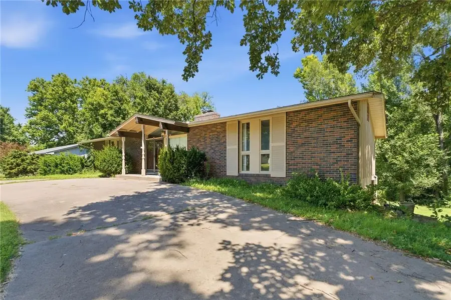 1341 S Mulberry Street, Ottawa, KS 66067 - #3