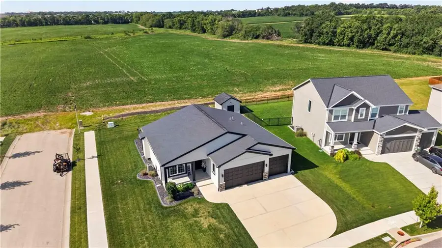 31757 W 168th Court, Gardner, KS 66030 - #3