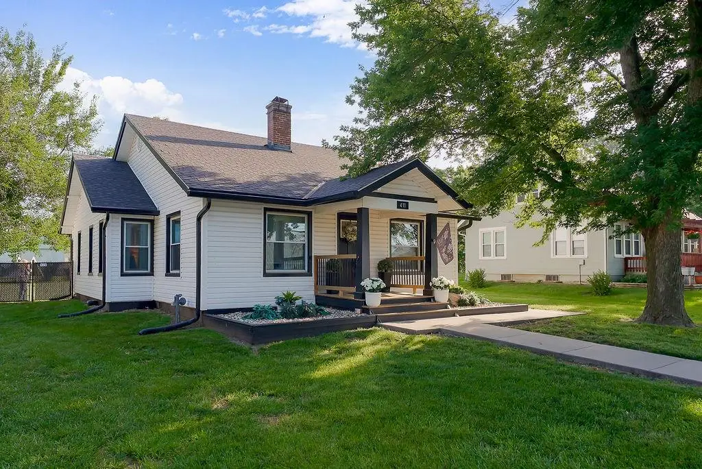 411 E Walnut Street, Drexel, MO 64742 - #1