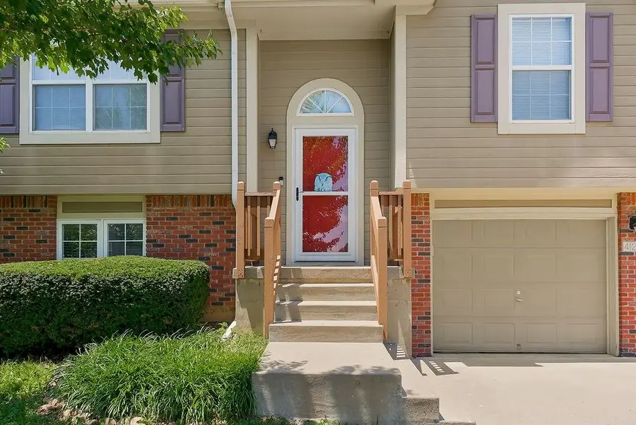 421 Golfview Drive, Pleasant Hill, MO 64080 - #3
