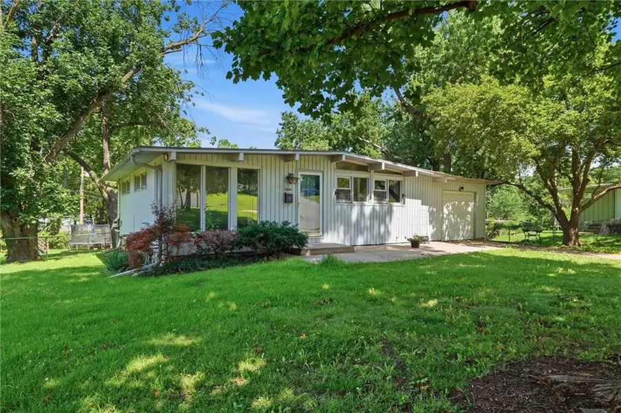 3506 Harvard Avenue, Independence, MO 64052 - #3