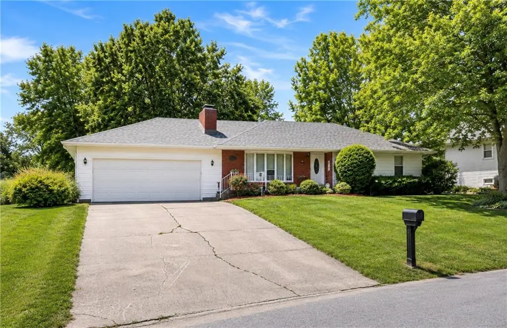 1114 Hilltop Drive, Carrollton, MO 64633 - #1