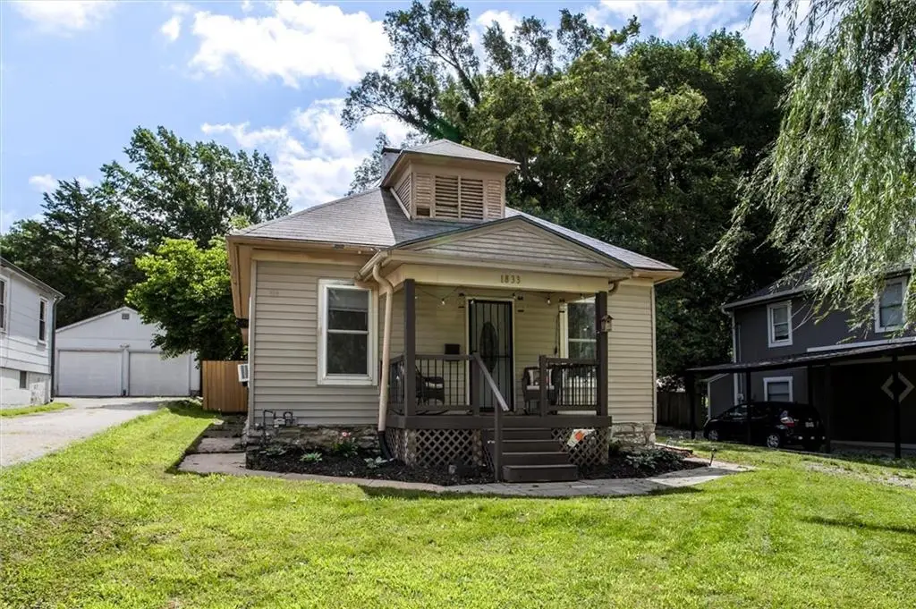 1833 S Hedges Avenue, Independence, MO 64052 - #1