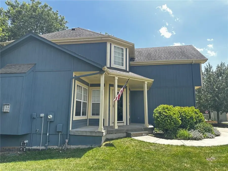 725 N Alder Street, Gardner, KS 66030 - #3