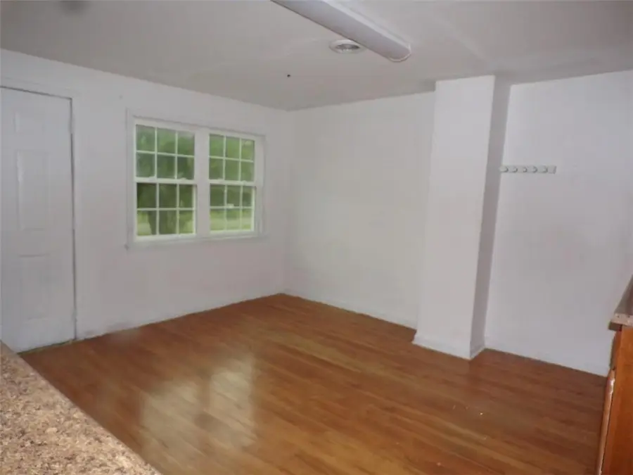 344 W 10th Street, Horton, KS 66439 - #3
