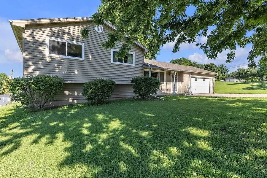5702 S 18th Street, Saint Joseph, MO 64504 - #2