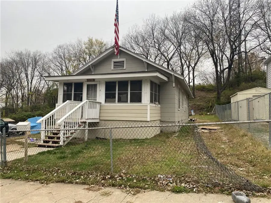 436 Tullis Avenue, Kansas City, MO 64125 - #2