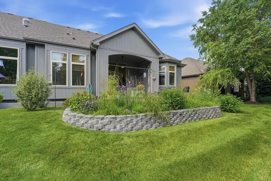 19611 W 100th Street, Lenexa, KS 66220 - #3