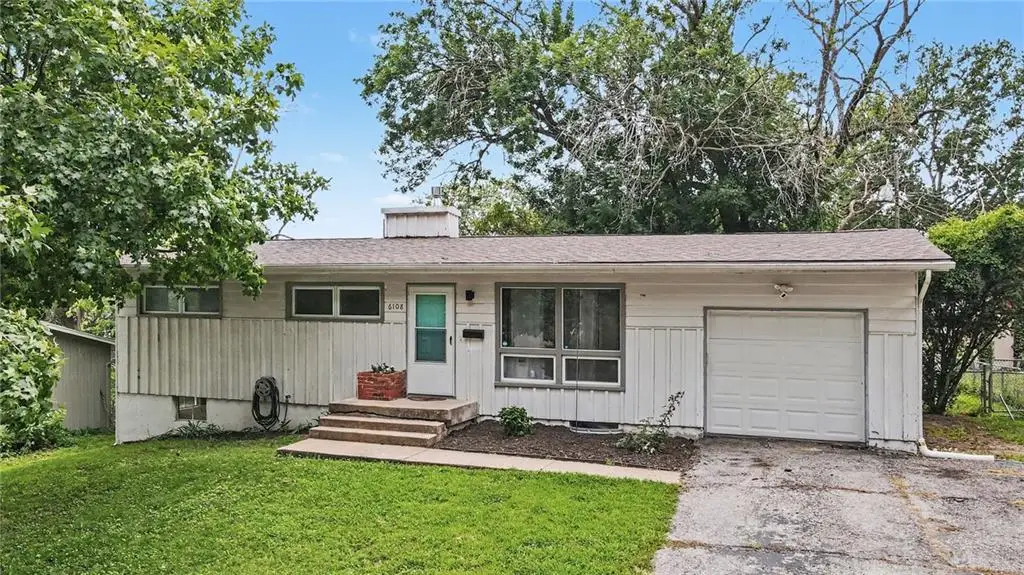 6108 N Howard Avenue, Kansas City, MO 64118 - #1