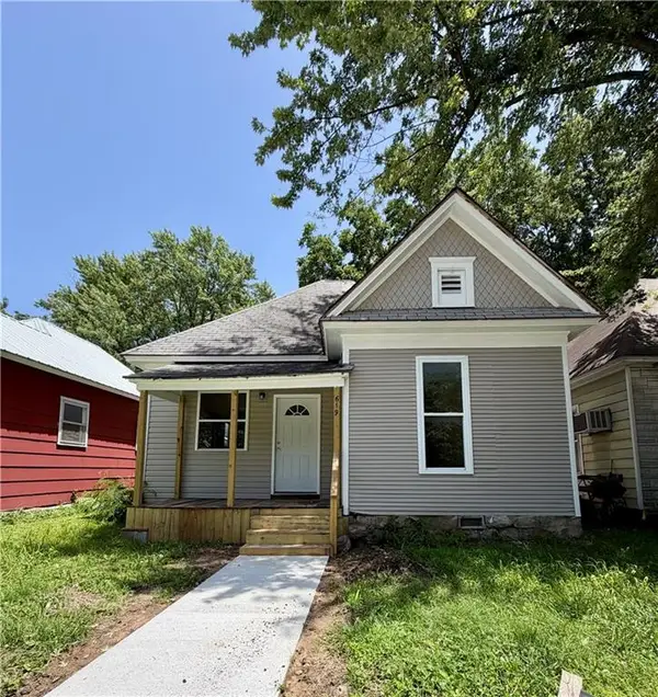 619 N 26th Street, Parsons, KS 67357