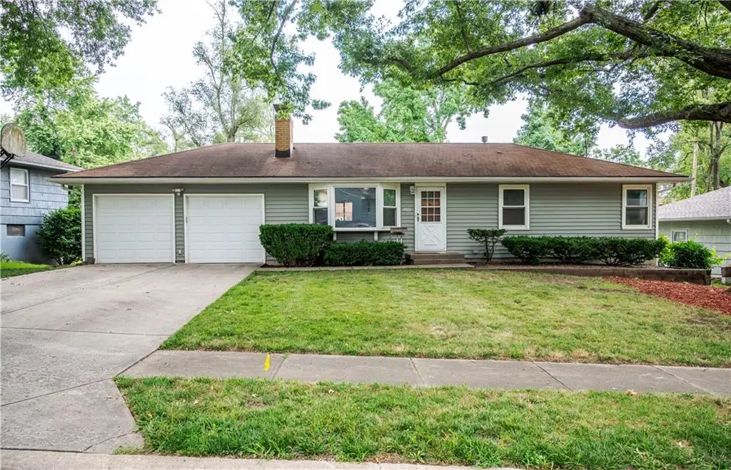 4923 Evanston Avenue, Kansas City, MO 64133 - #1
