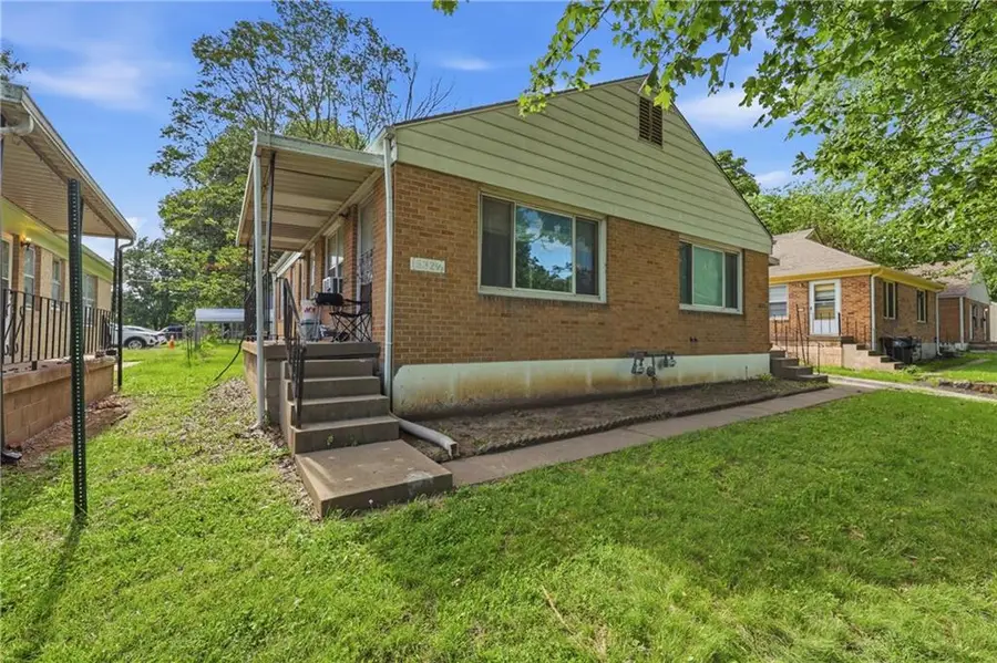 1532 S Ash Avenue, Independence, MO 64052 - #3