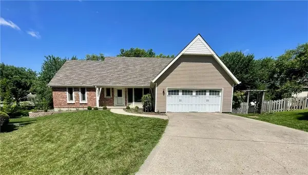 6334 W 108th Street, Overland Park, KS 66211