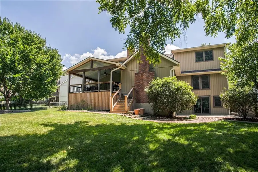 6334 W 108th Street, Overland Park, KS 66211 - #3