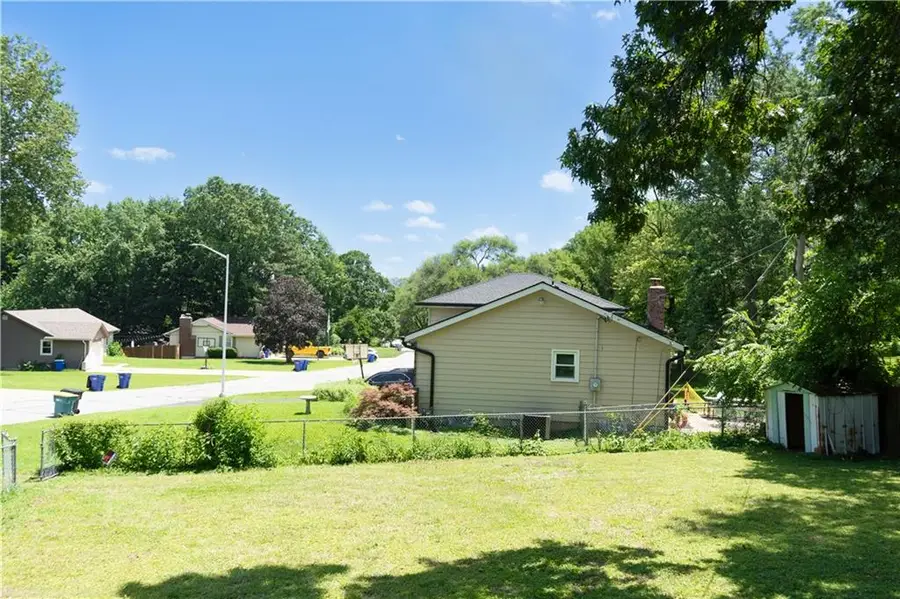5628 Melrose Lane, Shawnee, KS 66203 - #3
