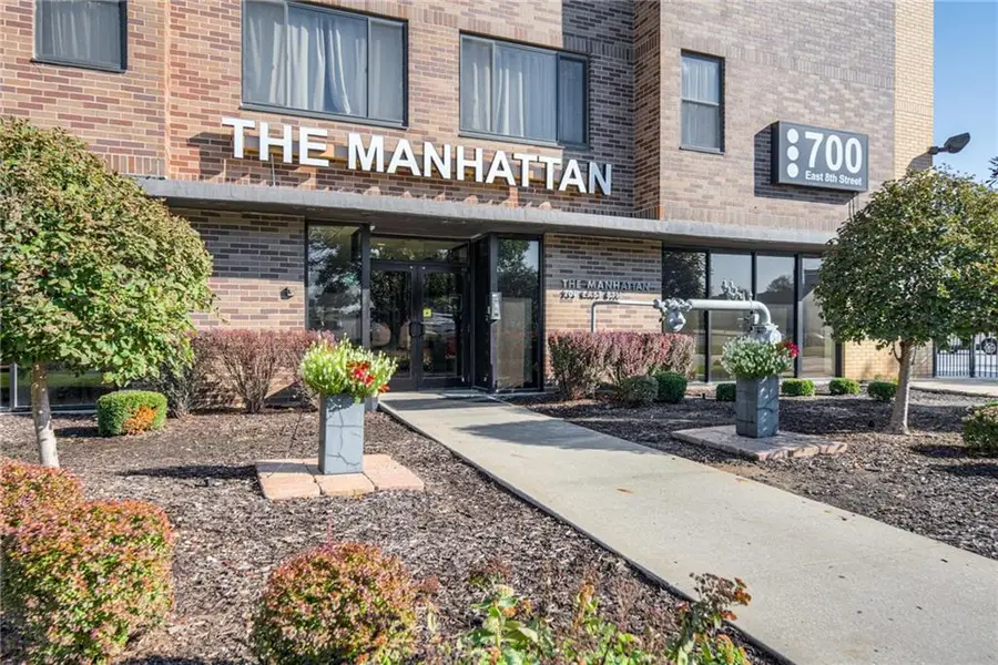 700 E 8th Street #16O, Kansas City, MO 64106 - #3
