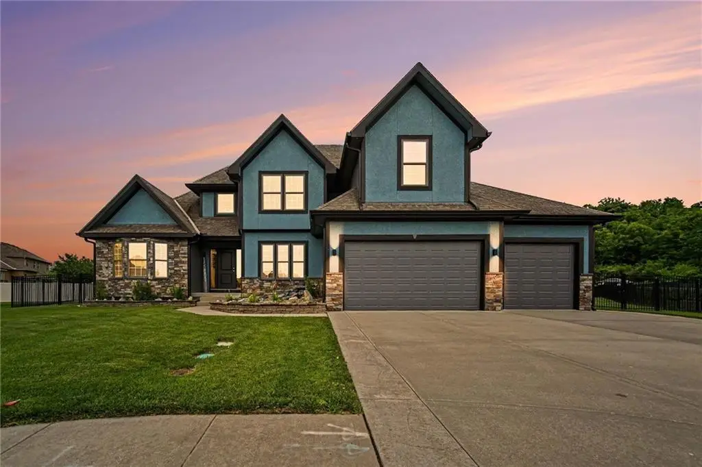 3221 S Mize Ridge Court, Independence, MO 64057 - #1