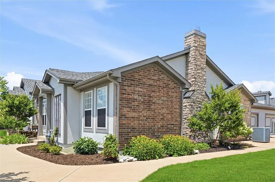 21865 W 119th Terrace, Olathe, KS 66061 - #3