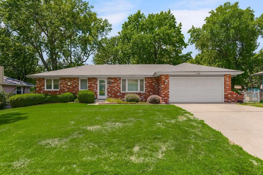 2518 N 82nd Terrace, Kansas City, KS 66109 - #1