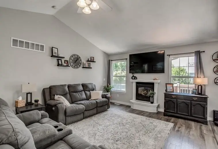 1320 Pin Oak Circle, Ottawa, KS 66067 - #2