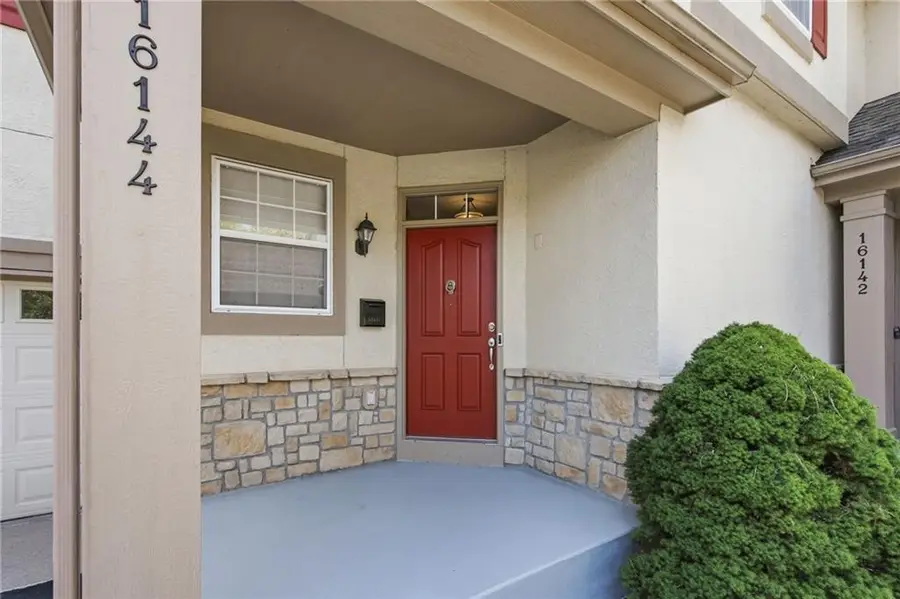 16144 Linden Street, Overland Park, KS 66085 - #3