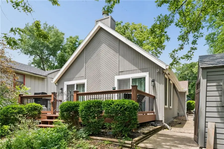 29313 W 152nd Street, Gardner, KS 66030 - #3