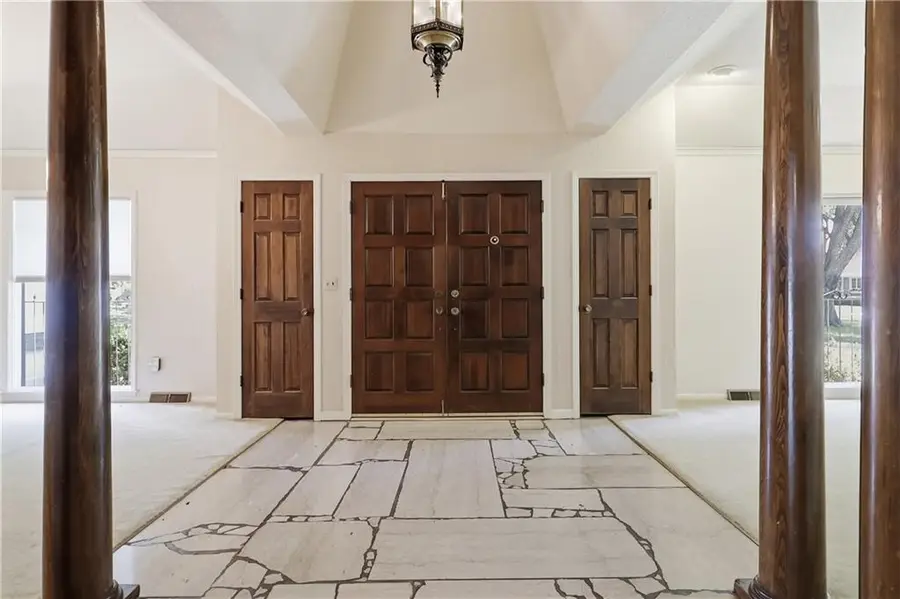 12820 Sagamore Road, Leawood, KS 66209 - #2