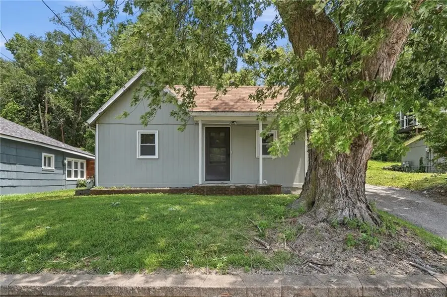 205 N 4th Street, Kansas City, KS 66111 - #3