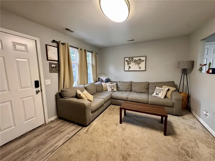 705 Washington Street, Oskaloosa, KS 66066 - #2