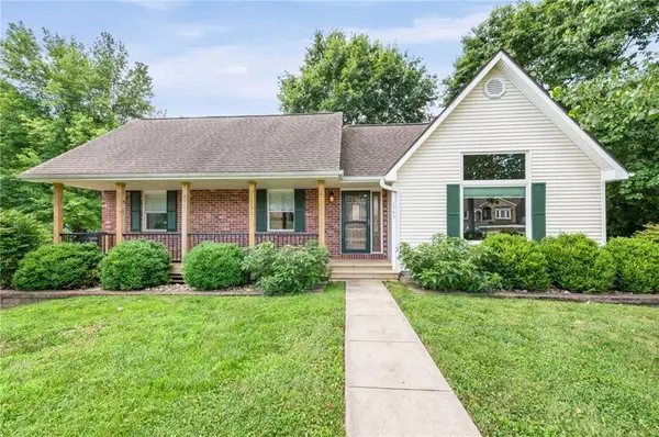 1745 Collins Drive, Platte City, MO 64079