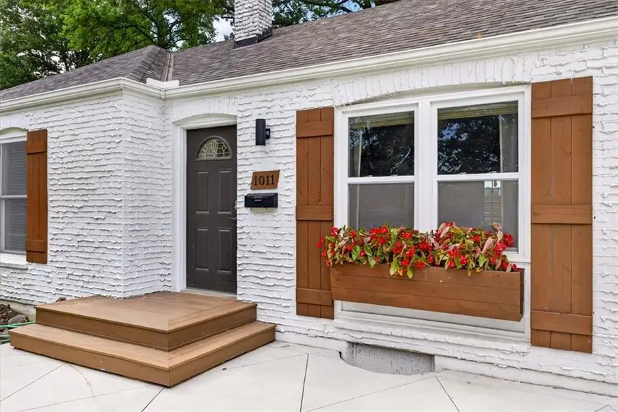 1011 W 1st Street, Lees Summit, MO 64063 - #2