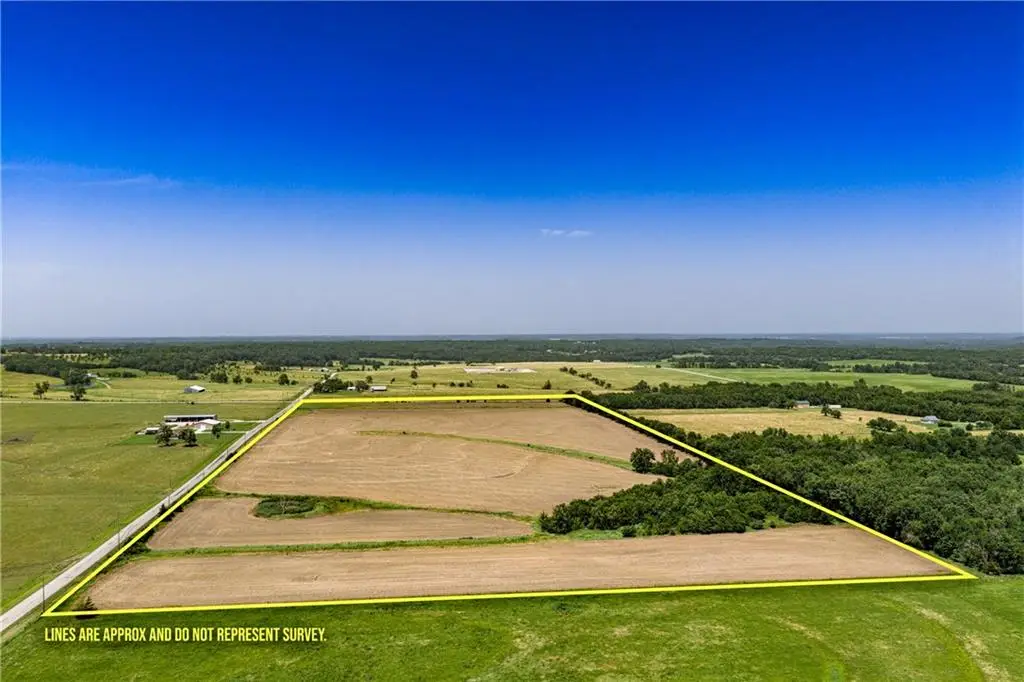 00000 County Road 1095 Road, Mound City, KS 66056 - #1