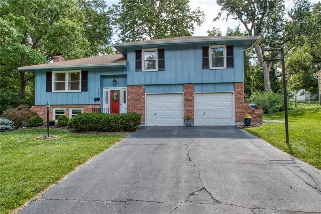 5345 Riggs Street, Mission, KS 66202 - #1