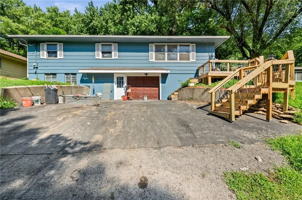 705 Cherry Street, Weston, MO 64098 - #1