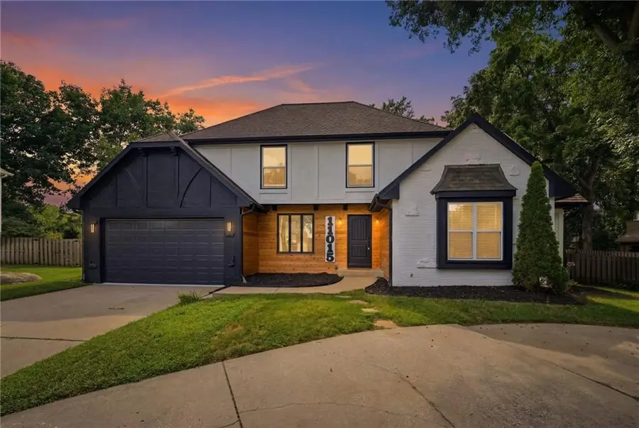 11015 W 120th Terrace, Overland Park, KS 66213 - #2