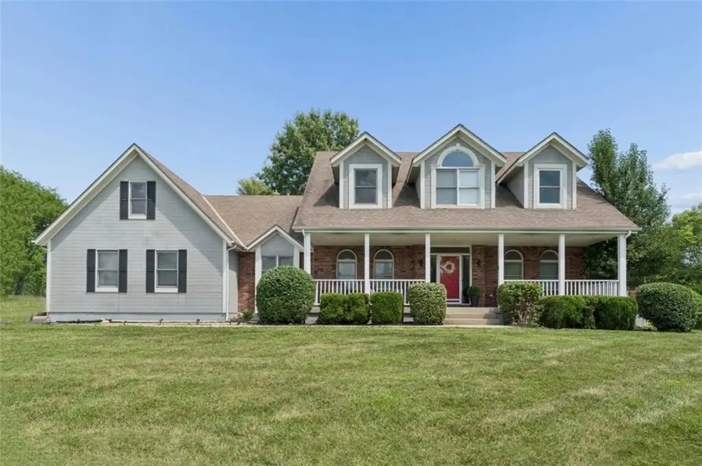 1005 Wesley Avenue, Raymore, MO 64083 - #1