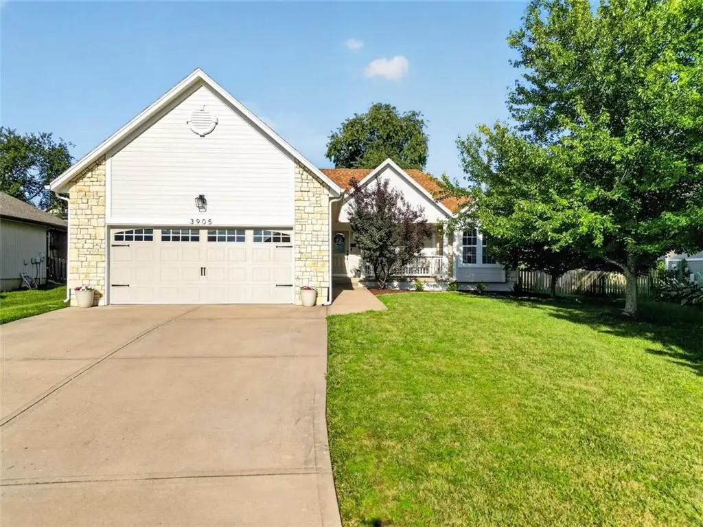 3905 SW Evergreen Lane, Lees Summit, MO 64082 - #1
