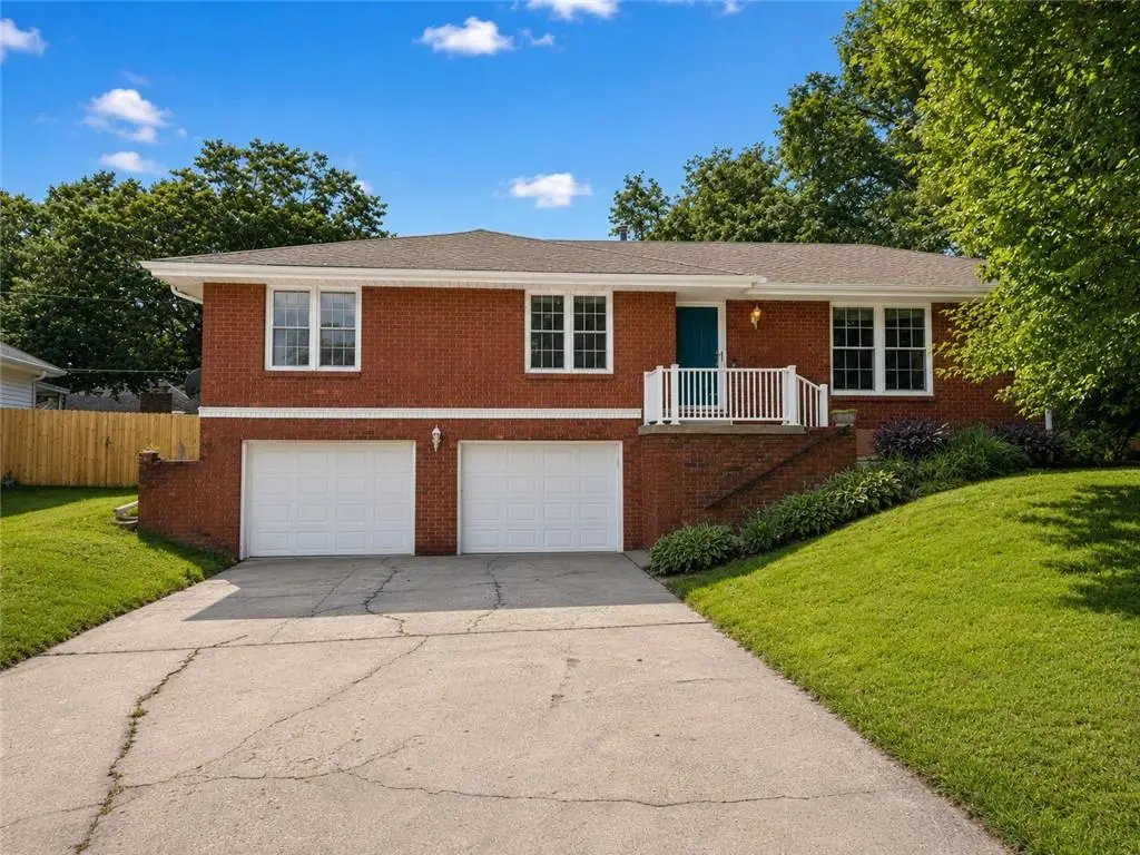 1335 SW Horizon Drive, Blue Springs, MO 64015 - #1